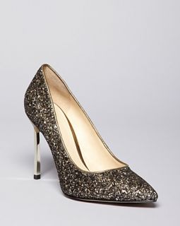 infiniti5 high heel price $ 110 00 color gold size select size 8 8