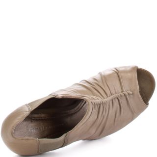 Jardenas   Chai Nappa, BCBG, $103.49