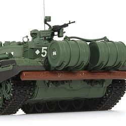 Minichamps 1 35 East German T 72A M 1 Main Battle Tank