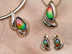 fine ammolite jewelry by korite international the ammolite gems are