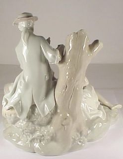 Lladro Porcelain Figurine Romantic Group