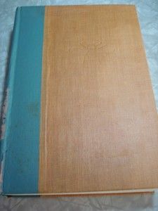 1952 HC The Gown of Glory Agnes Sligh Turnbull