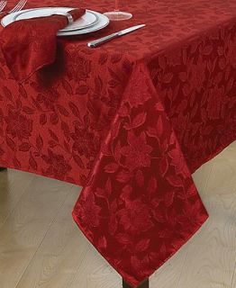 Homewear Table Linens, Red Dinner Party Noel Table in a Bag Collection