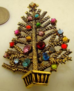 Vintage Costume Jewelry Christmas Tree Broach Pin Beatrix Hollycraft