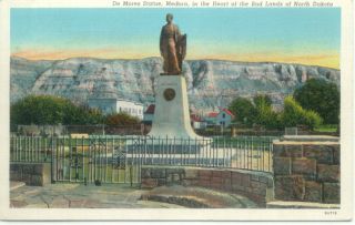 De mores Statue Medora ND North Dakota Postcard