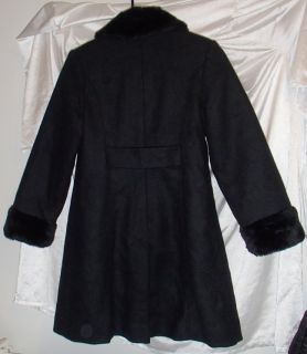 Rothschild coat Wool exterior, polyester lining Thick, soft acrylic