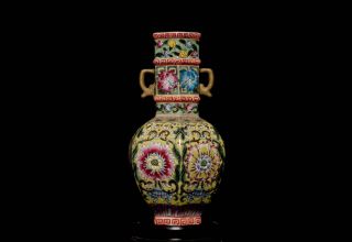 Antique RARE China Famille Rose 18th C Porcelain Vase Signed L173