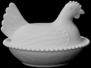 Vintage Indiana Milk Glass Hen on Nest Covered Dish