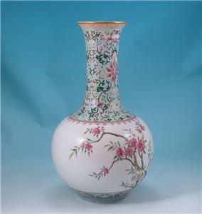 Fine Old Chinese Porcelain Famille Rose Bottle Vase Jiaqing Mark 20th
