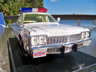 18 Johnny Lightning Dukes of Hazzard 1974 Rosco Dodge Monoco Police