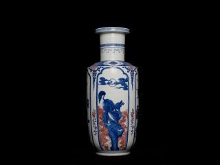 Large Chinese Antique Blue and White Porcelain with Red Rouleau Vase