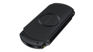 Sie ist mit den meisten derzeit erhältlichen PSP Peripheriegeräten