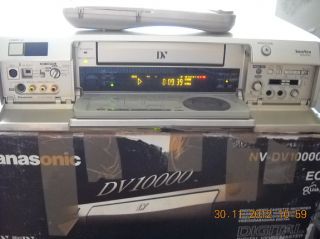 Panasonic NV DV10000 DV Recorder Origial Verpackung 2 Fernbedienungen