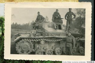 Top Foto Panzer III mit Rohrkrepierer un NSKK Soldaten ?? 9,7 x 6,2 cm