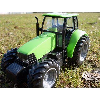 RC Traktor 132 mit Beleuchtung 234 Spielzeug
