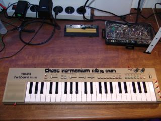 Yamaha PSS 401 Vintage Portasound Keyboard circuit bent by BAUM