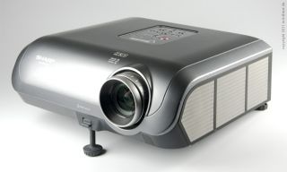 SHARP XR HB007X  DLP Projektor  NP 1.449, €,