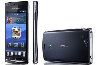 Sony Ericsson XPERIA Arc 1GB   Mitternachtsblau Smartphone Neu