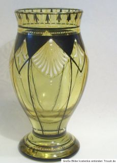 Wunderschöne Vase aus der Zeit des Jugendstils, hergestellt in der