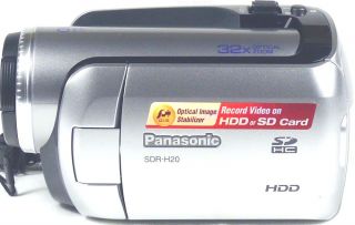 HDD/SD Camcorder PANASONIC SDR H20 30GB HD TOP Zustand + Zubehör