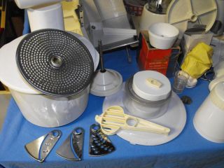 Komet DDR Küchenmaschine KM8A Mixer Brotschneidemaschine Kaffeemühle