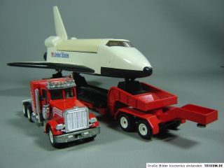 Peterbilt US Truck m. Space Shuttle Schwertransport 155 Siku 4016 LKW