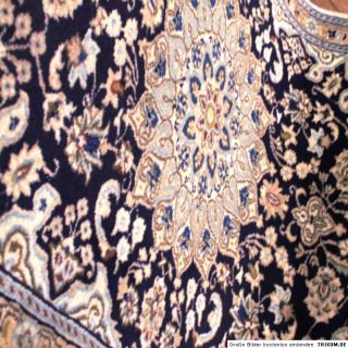 Königlicher Feiner Handgeknüpfter Perser Teppich Nain mit Seide