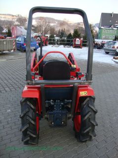 Kleintraktor Traktor Kubota B1600 neu lackiert mit Frontlader Mini