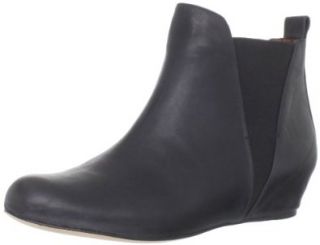 Elizabeth and James Womens E Sean Ankle Boot Shoes