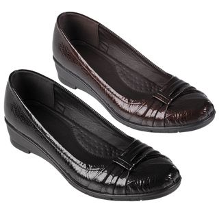 Journee Collection Womens Liz 08 Faux Leather Patent Loafers