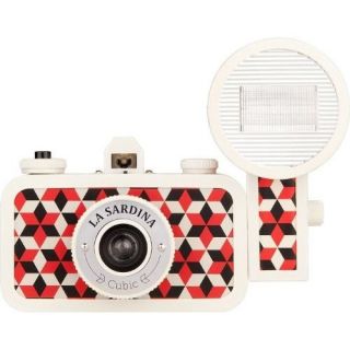 LA SARDINA & FLASH   EDITION CUBIC   Pellicule  standard 35mm (135