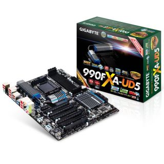 Gigabyte 990FXA UD5   Carte mère socket AMD AM3+   Chipset AMD 990FX