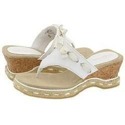 Kenneth Cole Reaction Kids Wedge Out (Youth) White Leather Satin