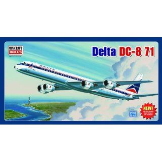 Models Delta DC 8 71 (Classic Livery) 1/144 Scale Toys & Games